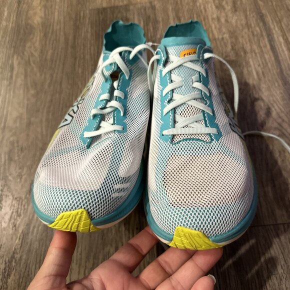 Hoka One One Unisex Cielo Road Running Sneaker Shoes, Men 9.5 / women 11 SAMPLE main image 6